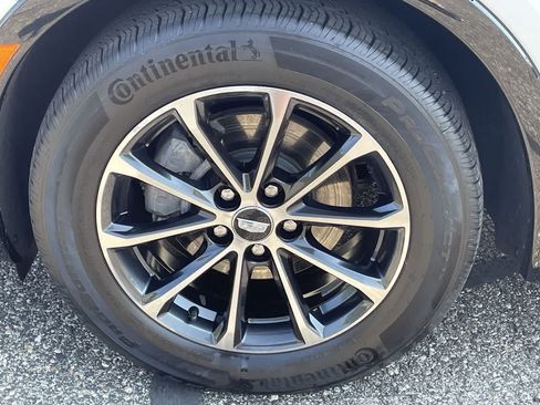 Certified 2024 Cadillac XT4 Sport FWD image 39