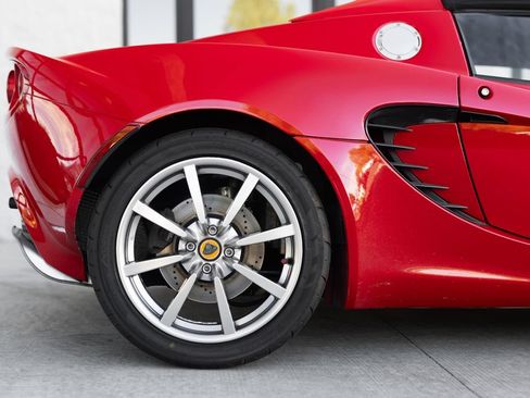 Used 2005 Lotus Elise RWD image 8