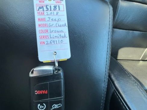 Used 2018 Jeep Grand Cherokee Limited w/ Luxury Group II RWD image 46