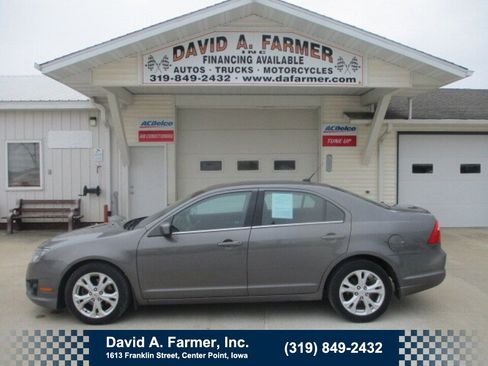 Used 2012 Ford Fusion SE image 1