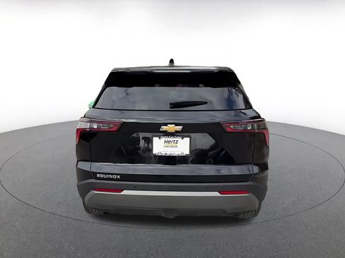 Used 2025 Chevrolet Equinox LT image 12