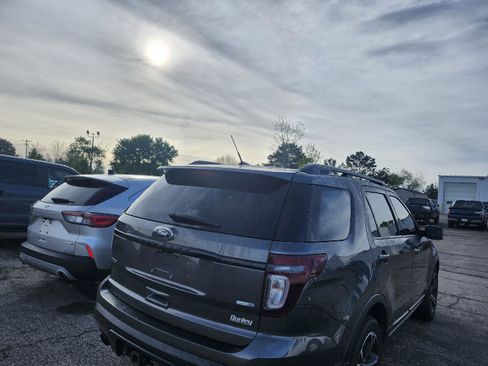 Used 2015 Ford Explorer Sport w/ Equipment Group 401A AWD/4WD image 7