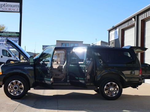 Used 2003 Ford Excursion Limited image 18