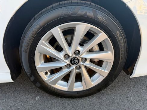 Used 2023 Toyota Camry LE image 32