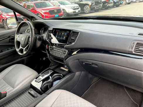 Used 2022 Honda Passport Elite image 14