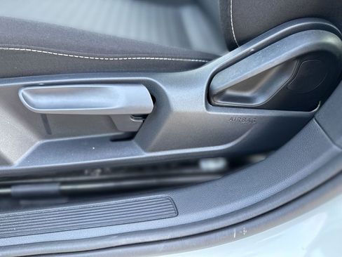 Used 2025 Volkswagen Jetta S image 14