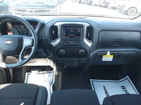 New 2026 Chevrolet Silverado 1500 Custom AWD/4WD image 10