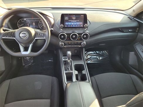 Used 2023 Nissan Sentra SV w/ Trunk Package image 9