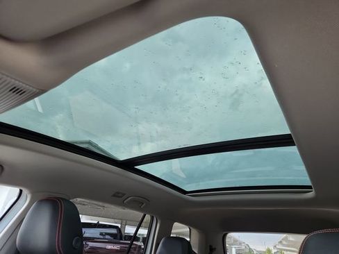 New 2026 Volkswagen Atlas Peak Edition image 17