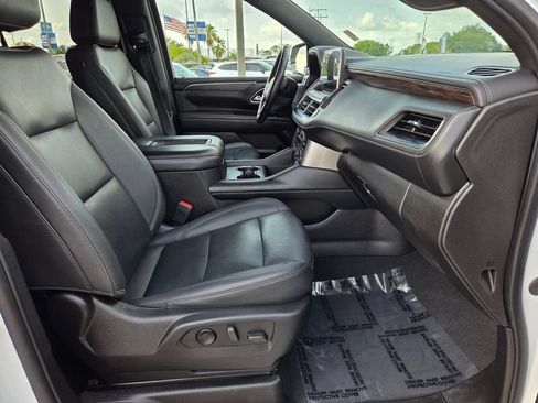Used 2023 Chevrolet Tahoe LT RWD image 17