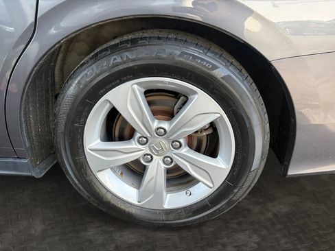 Used 2018 Honda Odyssey EX image 43