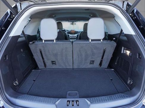 Certified 2021 Ford Explorer XLT w/ Equipment Group 202A image 31