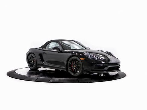 New 2025 Porsche 718 Boxster GTS image 9