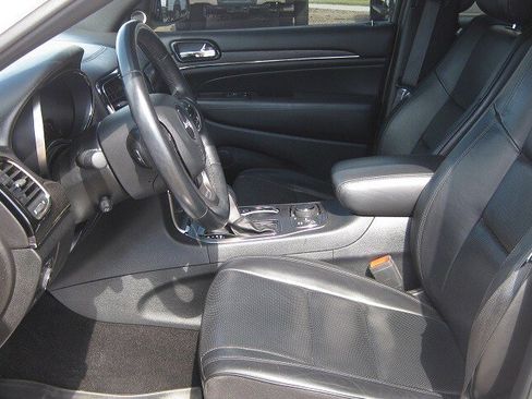 Used 2020 Jeep Grand Cherokee High Altitude image 12