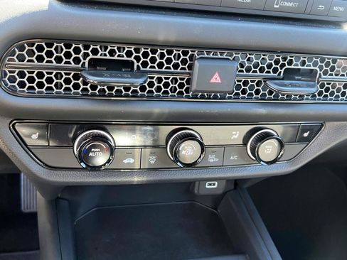 Used 2025 Honda HR-V Sport image 27