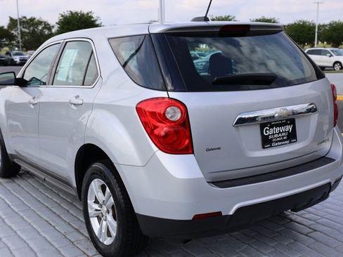 Used 2015 Chevrolet Equinox LS FWD image 3