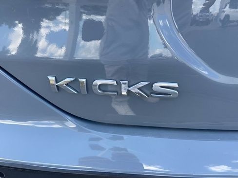 Used 2023 Nissan Kicks SV FWD image 12