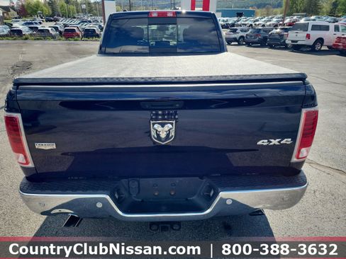 Used 2017 RAM 1500 Laramie AWD/4WD image 7