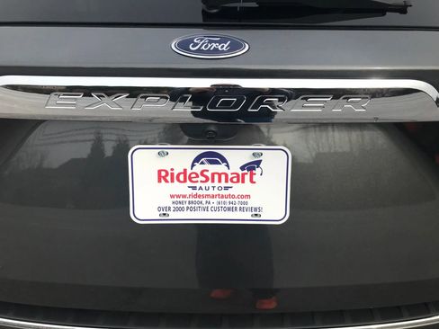 Used 2020 Ford Explorer Limited w/ Class III Trailer Tow Package image 46