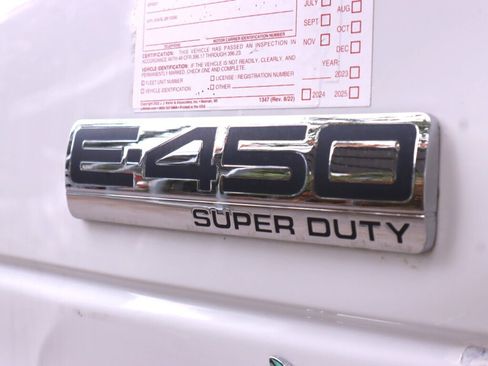 Used 2012 Ford E-450 and Econoline 450 Super Duty w/ PWR Locks & Windows Group RWD image 38