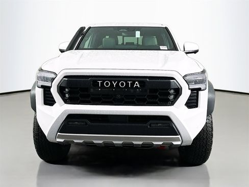 New 2025 Toyota Tacoma Trailhunter image 2