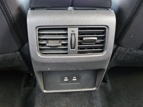 Used 2025 Nissan Rogue SV FWD image 16