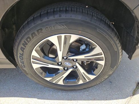 Used 2025 Subaru Crosstrek 2.0i Premium AWD/4WD image 25