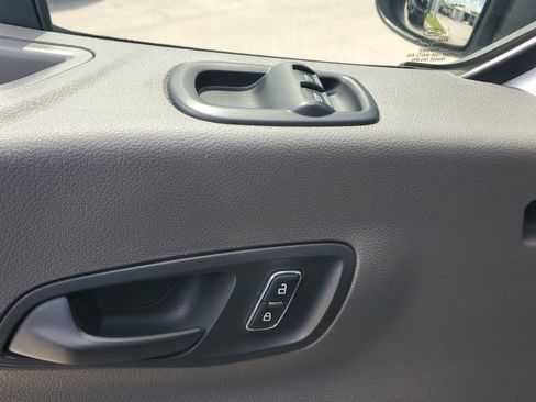 Used 2022 Ford Transit 250 Low Roof w/ Exterior Upgrade Package image 26