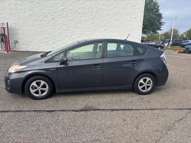 Used 2013 Toyota Prius Four w/ Deluxe Solar Roof Pkg FWD image 1