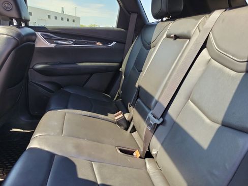 Used 2020 Cadillac XT5 Premium Luxury AWD/4WD image 11