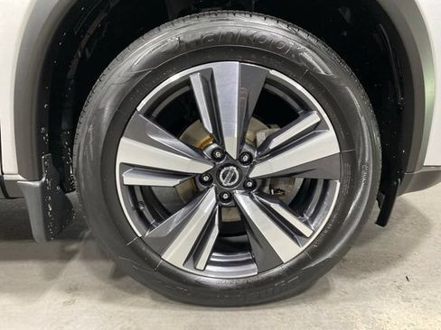 Certified 2021 Nissan Rogue Platinum AWD/4WD image 33