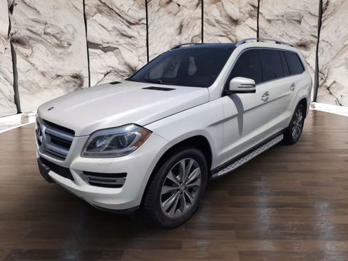 Used 2014 Mercedes-Benz GL 450 4MATIC w/ Appearance Package image 1