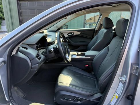 Used 2022 Acura TLX w/ Technology Package FWD image 2