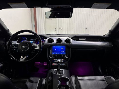 Used 2022 Ford Mustang Premium image 16