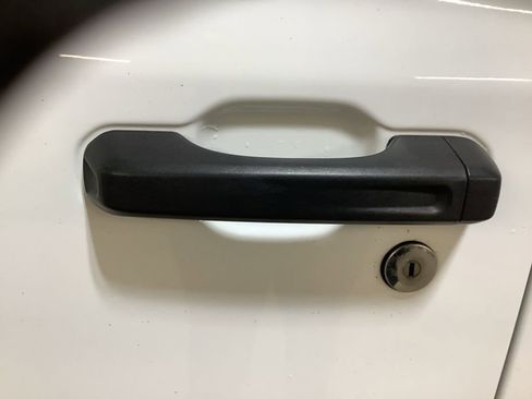 Used 2018 Jeep Wrangler Unlimited Sport S image 14