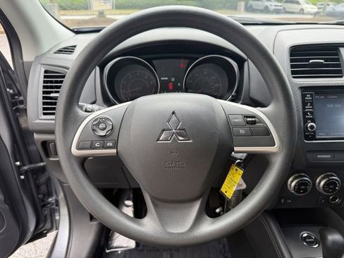 Used 2024 Mitsubishi Outlander Sport ES AWD/4WD image 13