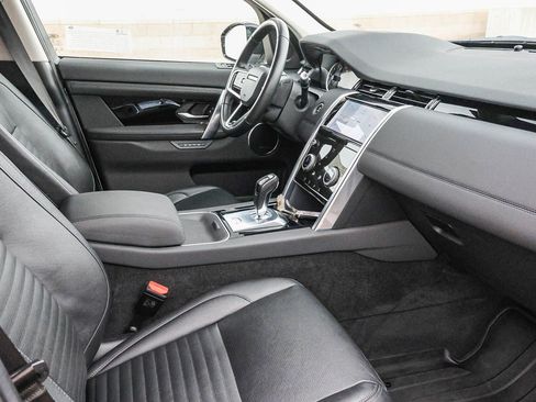 Used 2022 Land Rover Discovery Sport S image 17