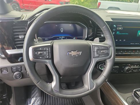 Used 2023 Chevrolet Silverado 1500 RST w/ Z71 Off-Road Package AWD/4WD image 23