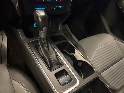 Used 2017 Ford Escape Titanium AWD/4WD image 15