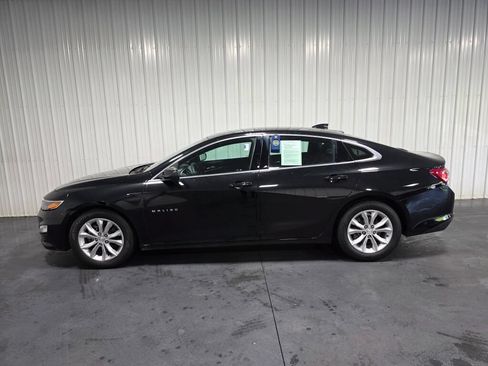 Used 2021 Chevrolet Malibu LT FWD image 4