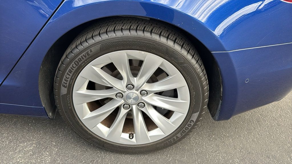 Used 2019 Tesla Model S 75D AWD/4WD image 8