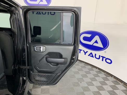Used 2020 Jeep Wrangler Unlimited Sport AWD/4WD image 35