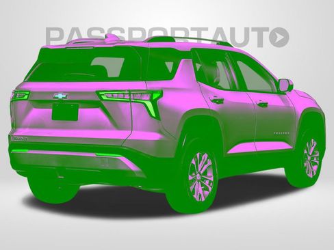 Used 2025 Chevrolet Equinox LT w/ Convenience Package II FWD image 2
