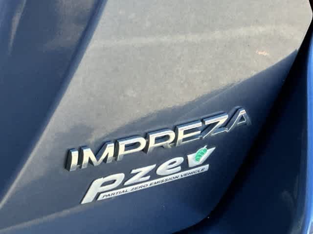 Used 2013 Subaru Impreza 2.0i Premium w/ All-Weather Pkg AWD/4WD image 16