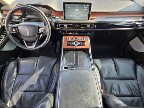 Used 2022 Lincoln Aviator Reserve w/ Equipment Group 201A image 24