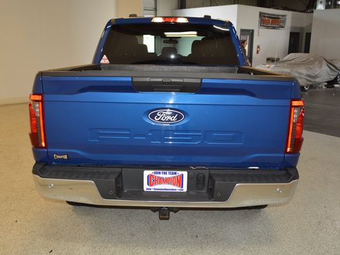 Used 2025 Ford F150 XLT w/ Equipment Group 301A Standard AWD/4WD image 4