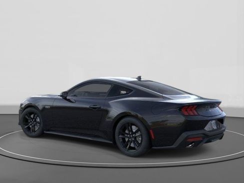 New 2026 Ford Mustang GT RWD image 4