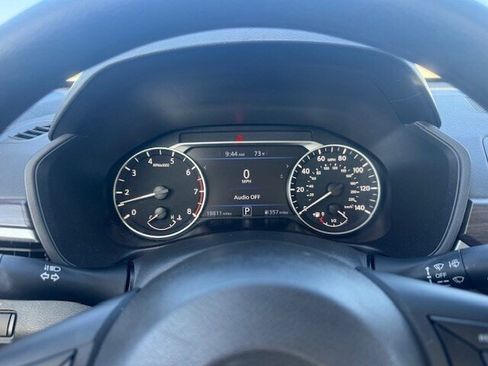 Used 2024 Nissan Altima 2.5 SV FWD image 13