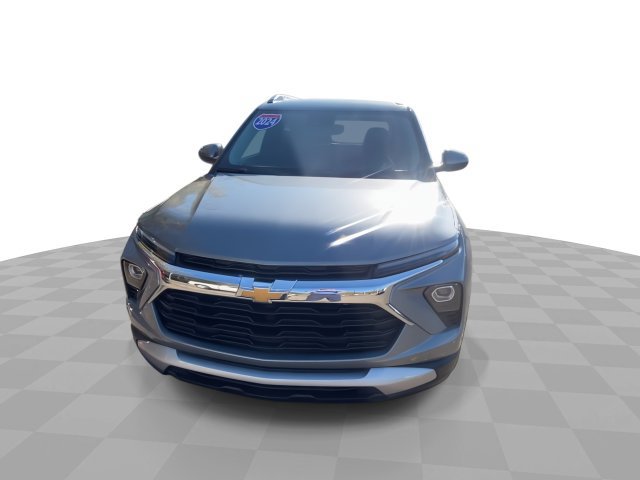 Used 2024 Chevrolet TrailBlazer LT w/ LT Cold Weather Package FWD image 5