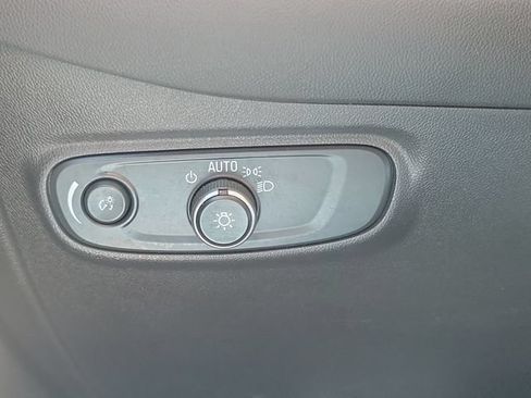 Used 2024 Chevrolet Equinox RS w/ RS Leather Package FWD image 29